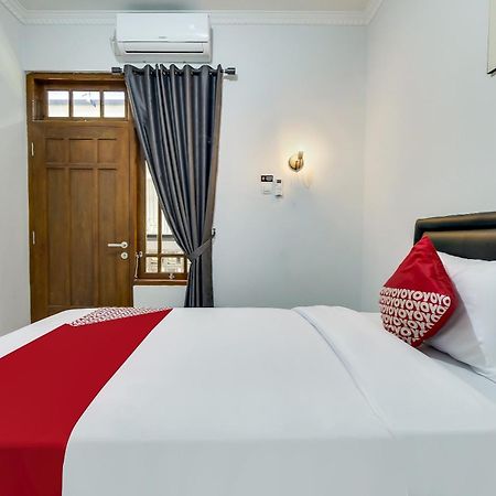 Super Oyo Capital O 90983 Harmony Easy Stay Maguwo Экстерьер фото