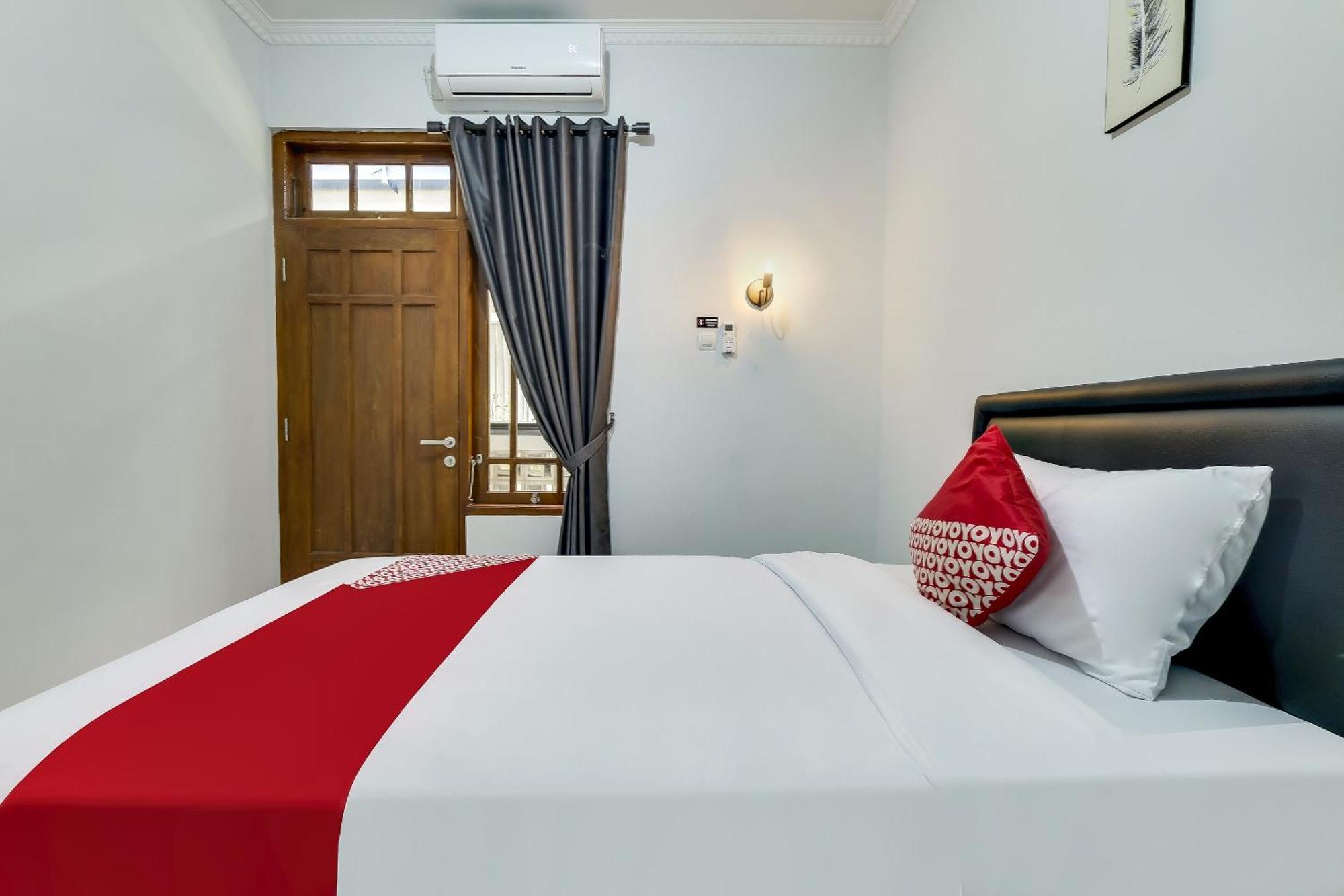 Super Oyo Capital O 90983 Harmony Easy Stay Maguwo Экстерьер фото